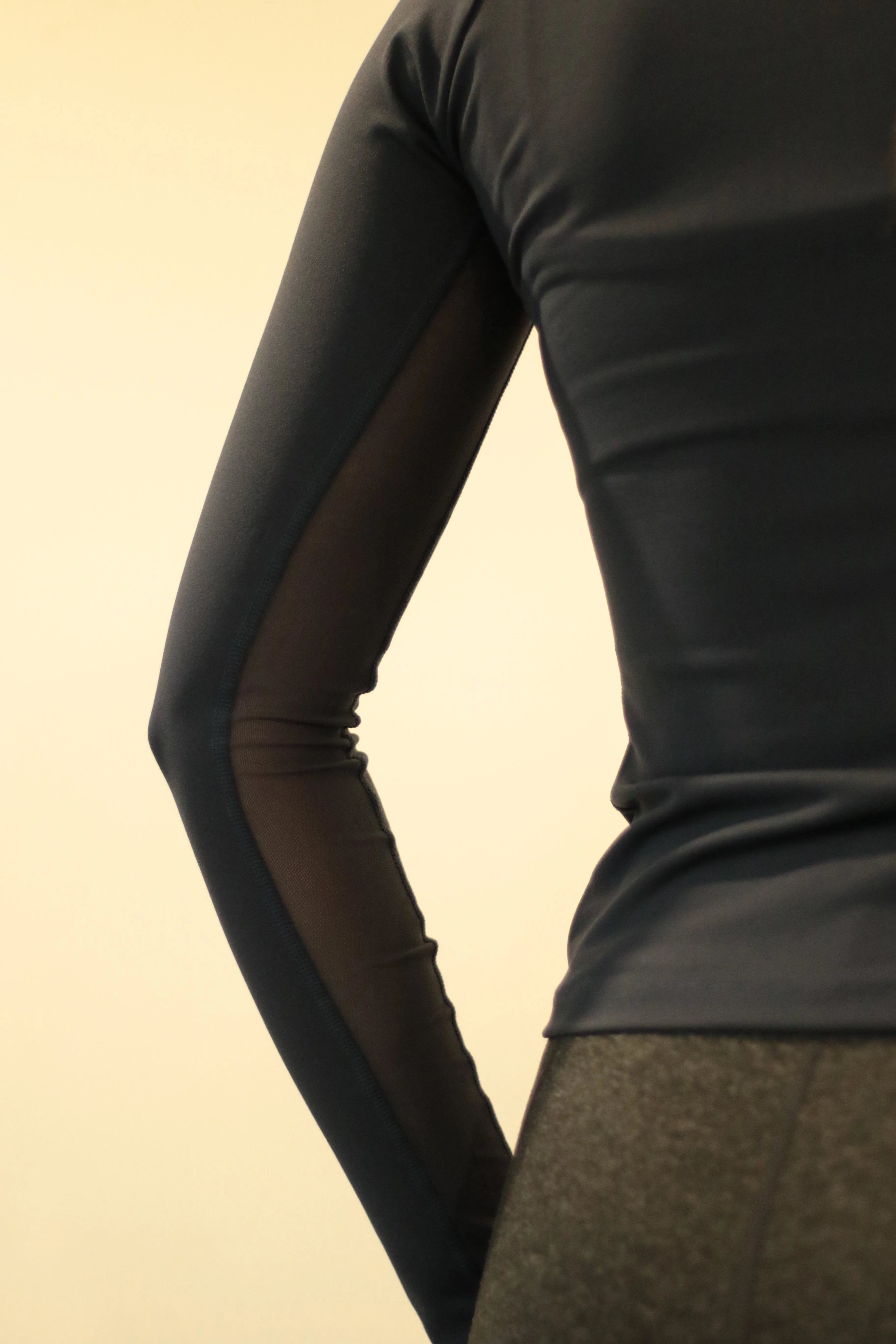 Brisk base layer in Navy