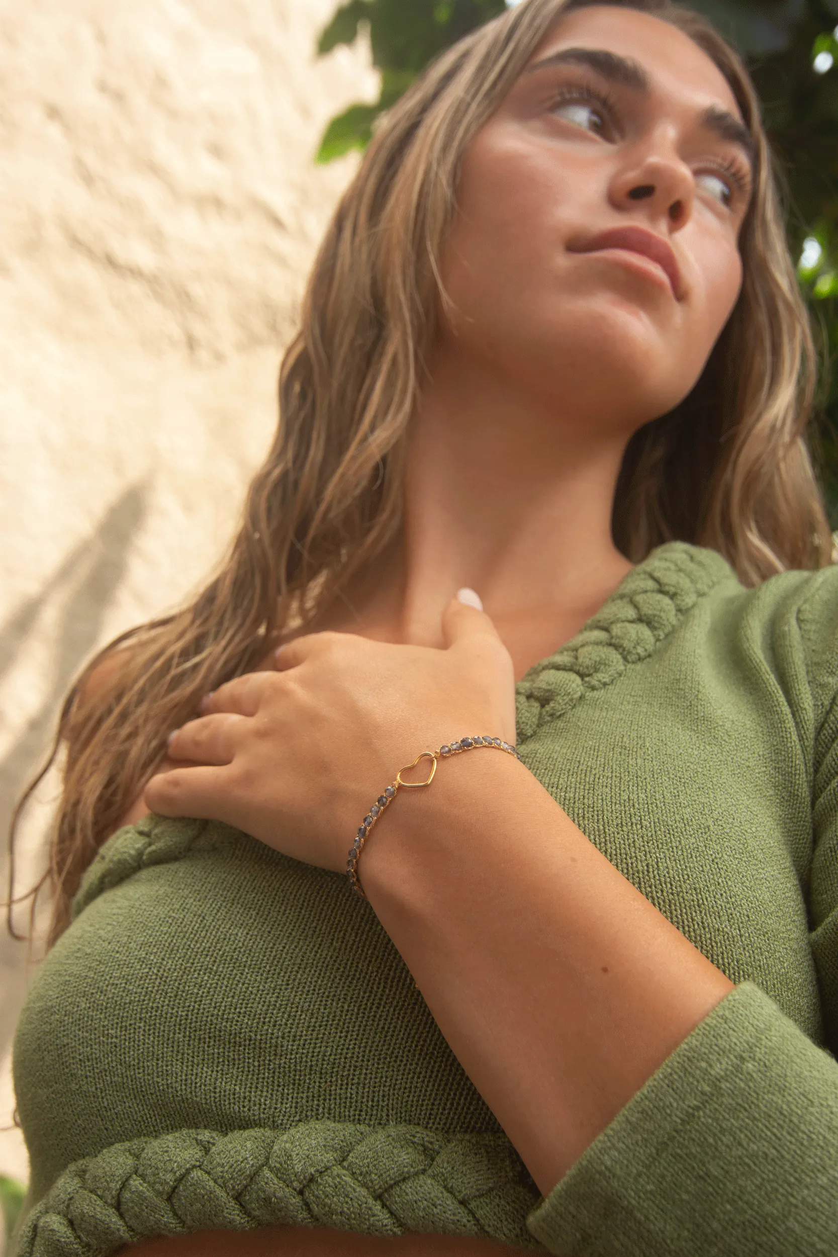 Dark Labradorite Heart Bracelet | Gold