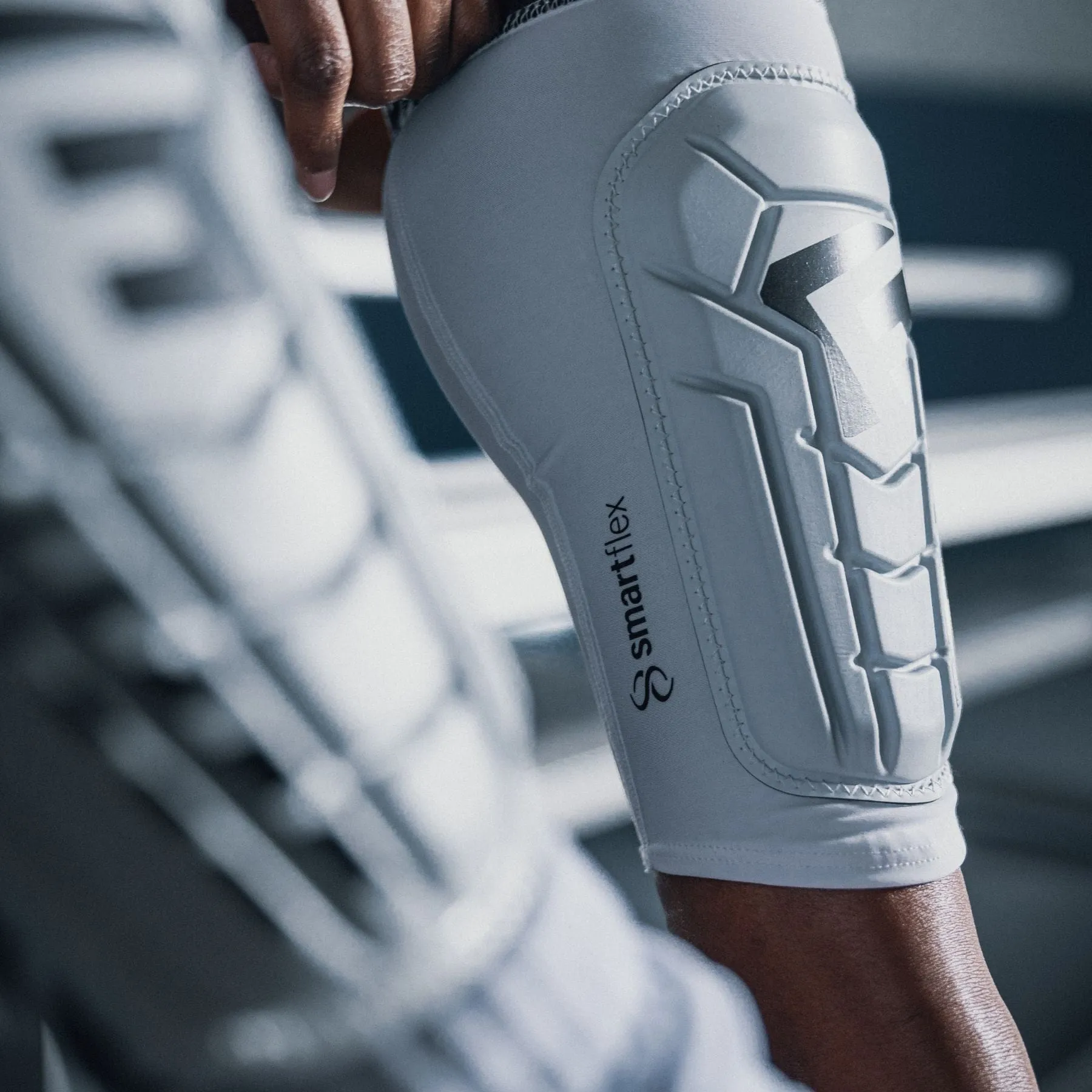 G-Form Youth Pro-S Vento Shin Guards - White