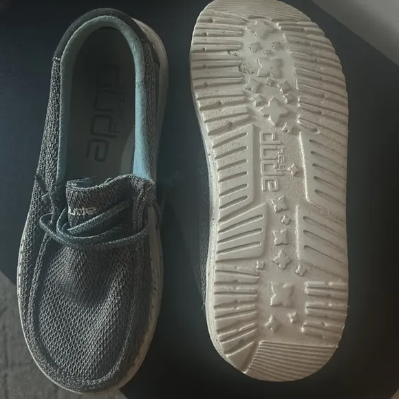 Hey Dudes Wally Youth Shoes
