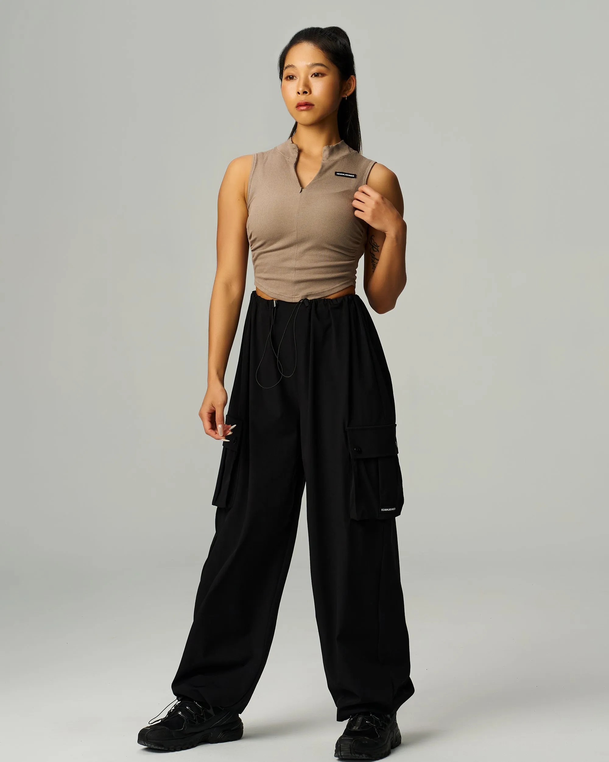 Label Mock Neck Crop Tank