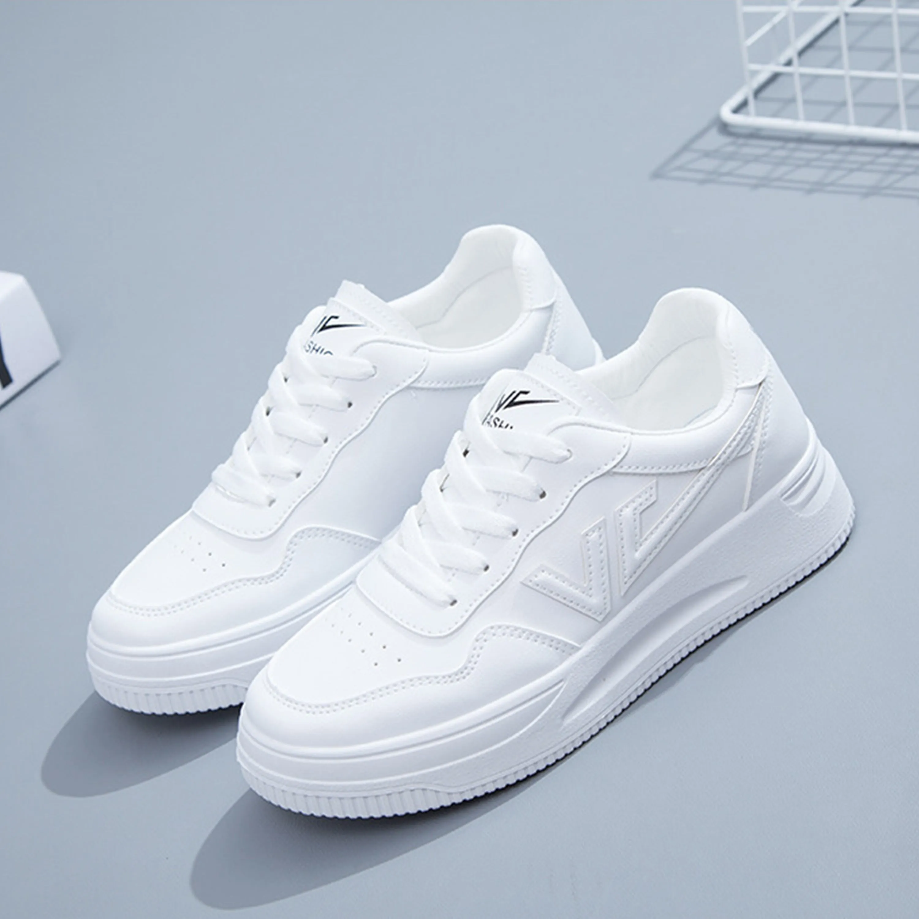 LORELEI Women Fashion Sneakers