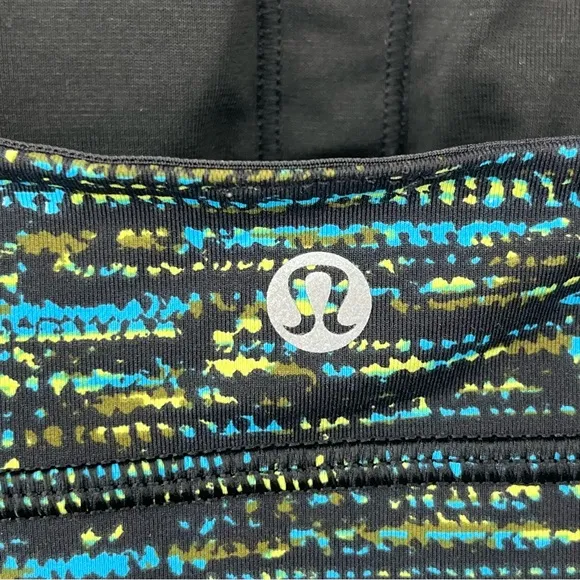 Lululemon Both Ways Bra Sz 8 LIKE NEW!