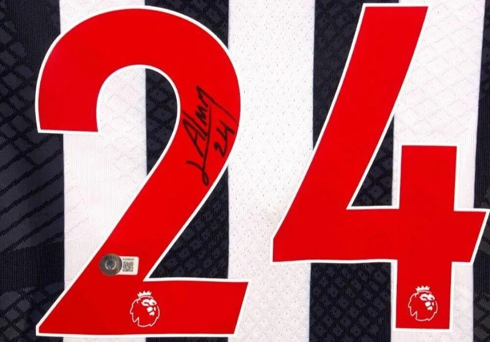 Miguel Almiron Signed Newcastle United F.C. Home Soccer Jersey (Beckett)