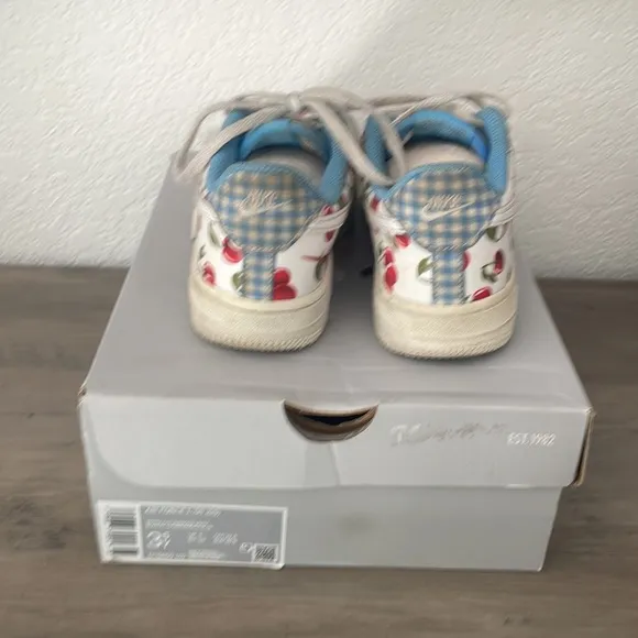Nike Air Force 1 Shoes