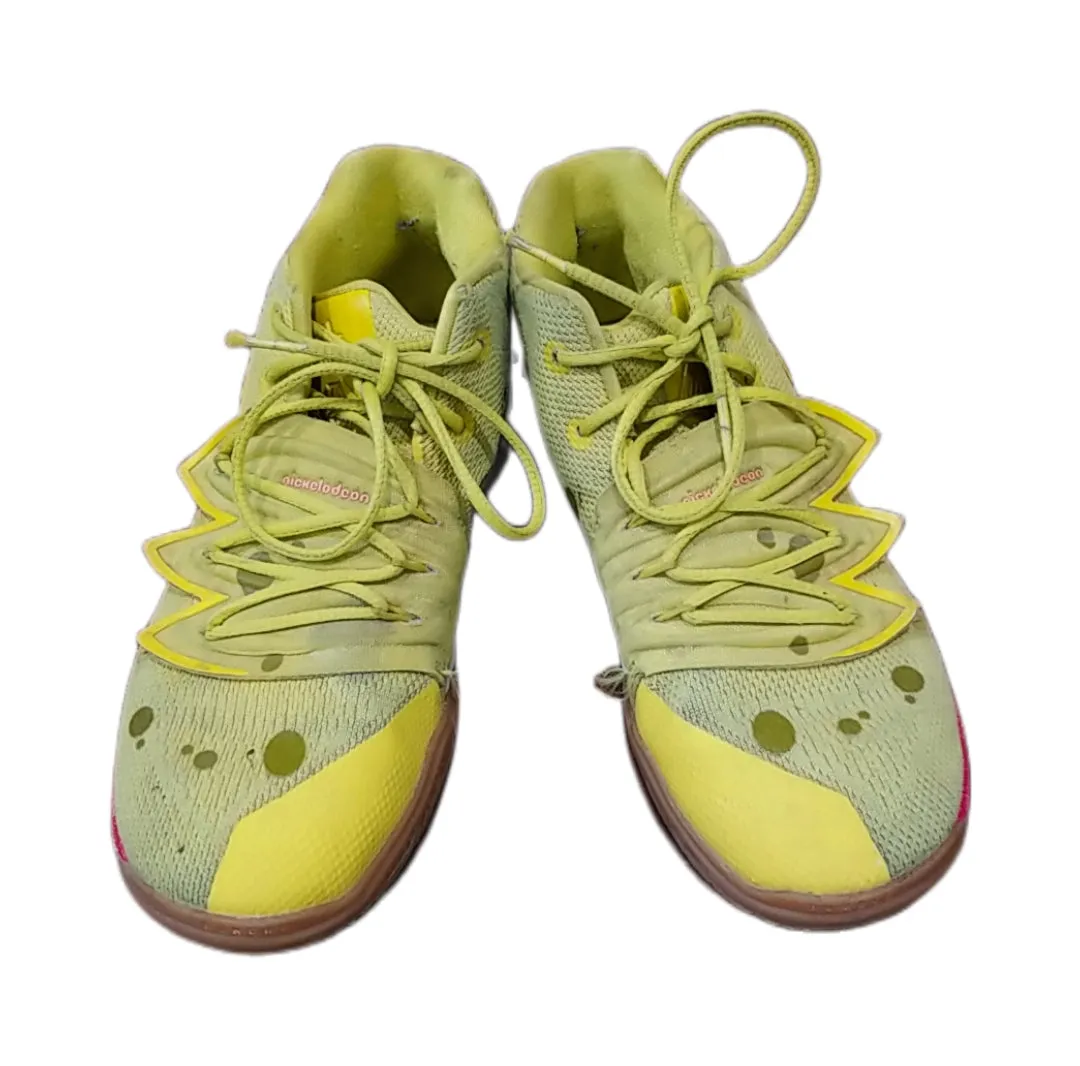 Nike Kyrie Shoes - 3Y