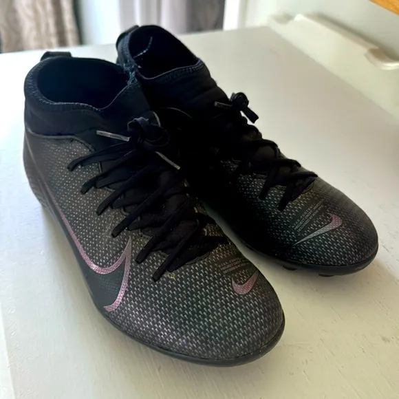 Nike mercurial soccer cleats
