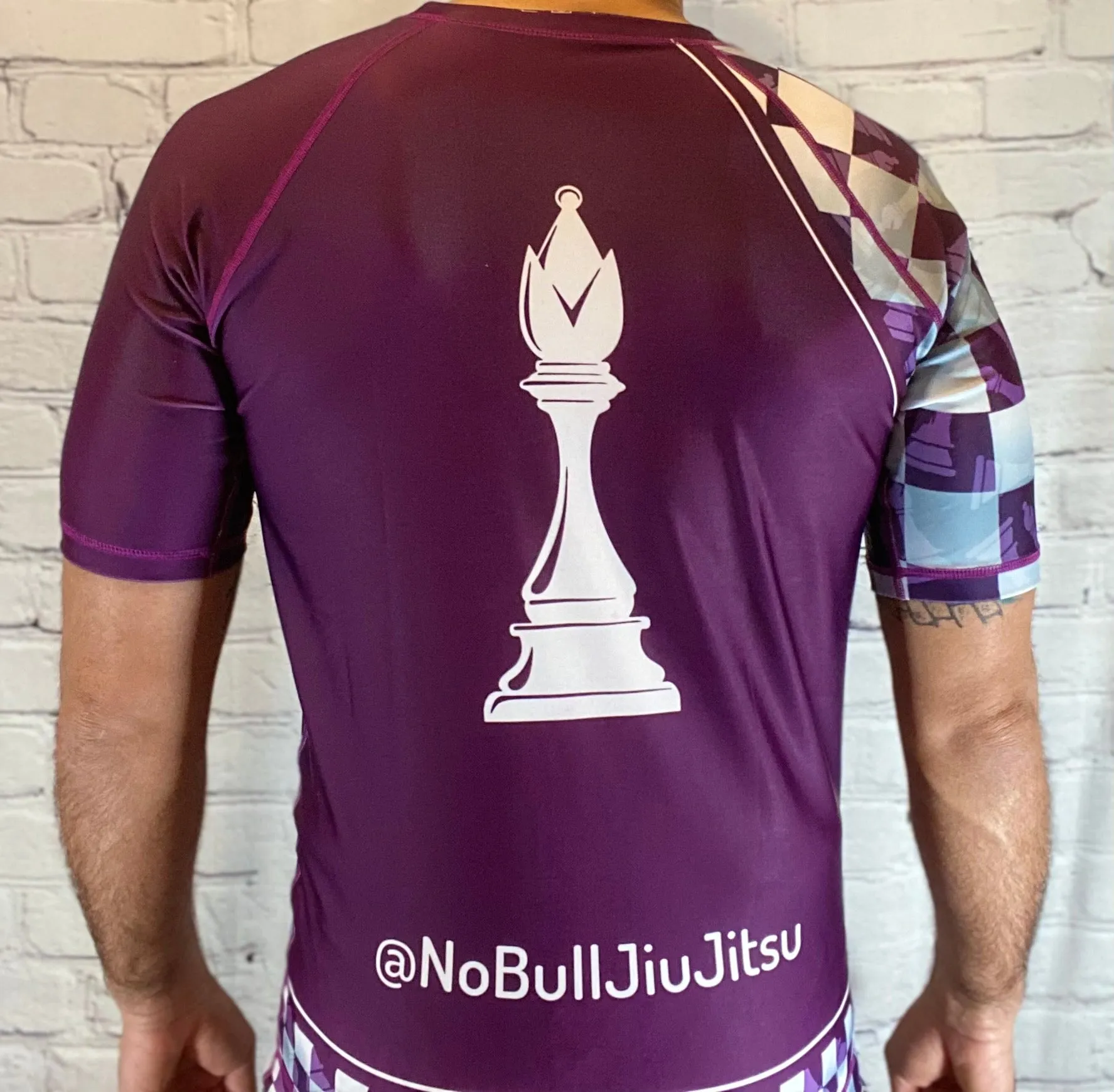 Noble Brands Jiu Jitsu BJJ Rash Guard Men’s Bjj No GI MMA Ranked Short Sleeve Compression Rash Guards - Purple Belt Bishop Chess Piece Design