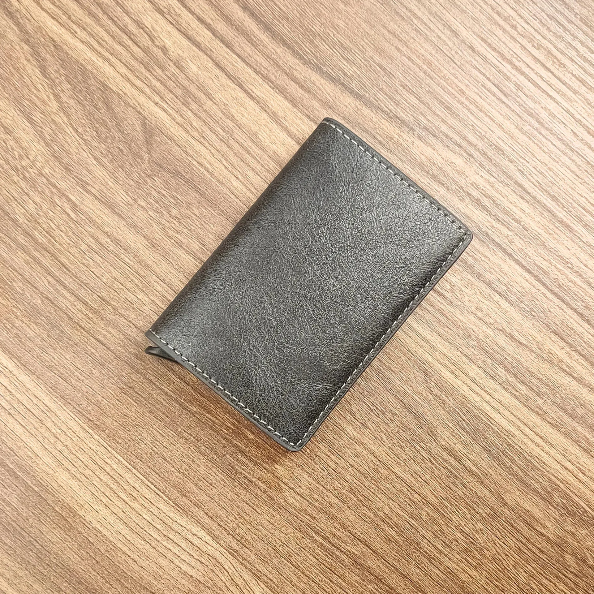 RFID Vintage Leather Wallet with Money Clips - Credit Card Holder Men's Wallet and Bank Card Holder