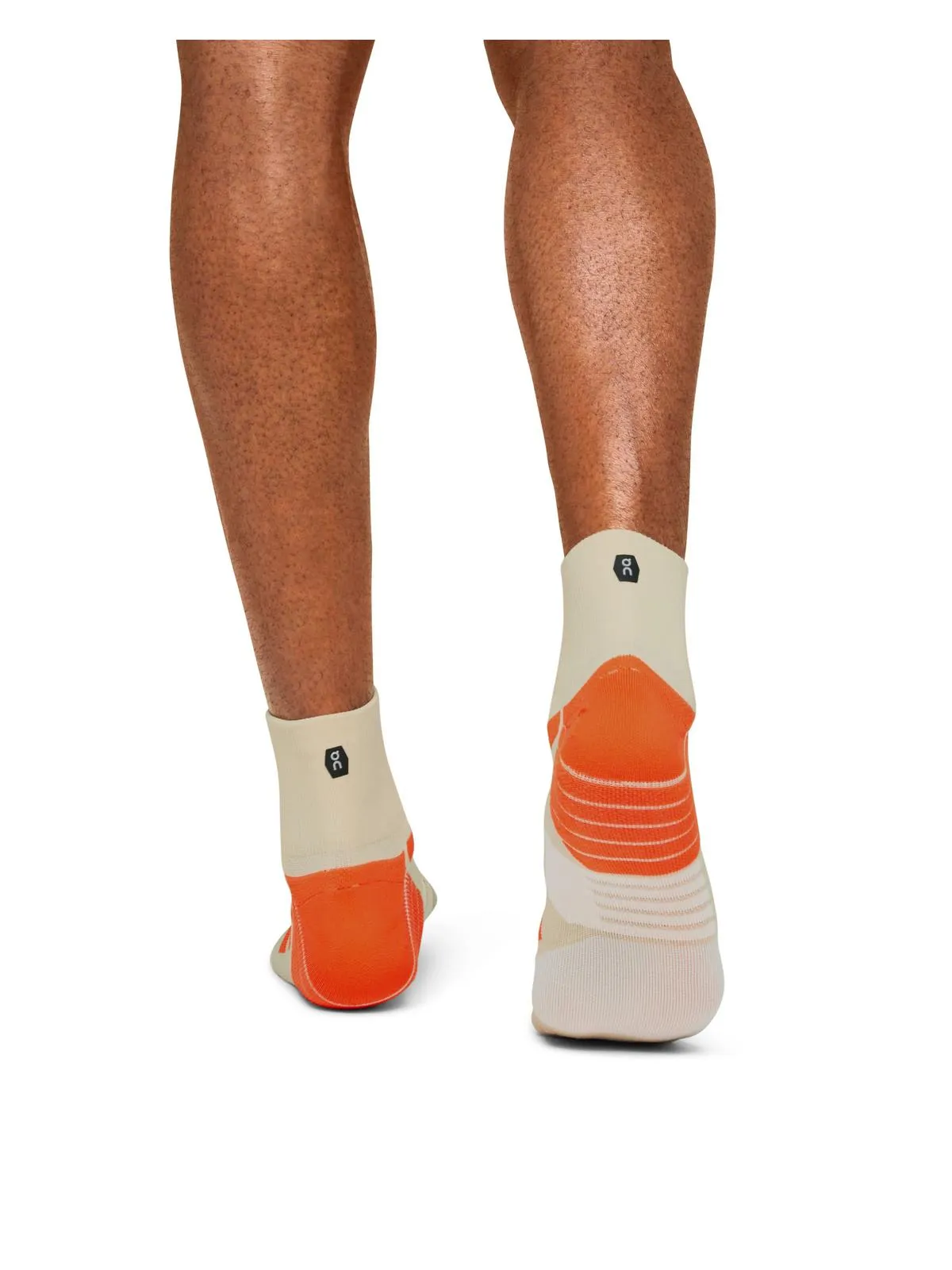 Skarpety do biegania ON RUNNING Performance Mid Sock beżowy