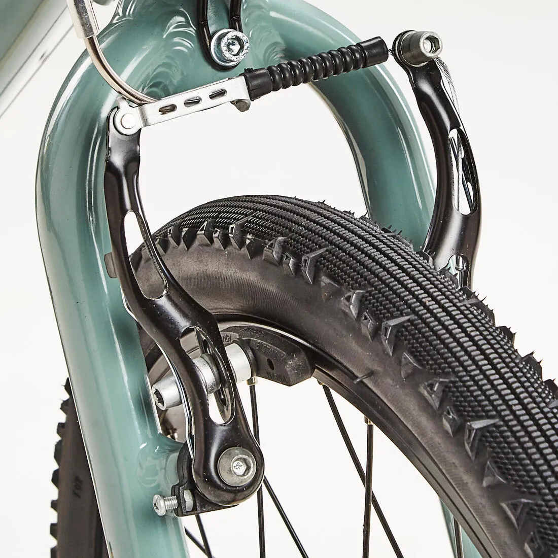 Trekking 20 x 1.75 Bike Tyre / 44-406 with Side Lugs