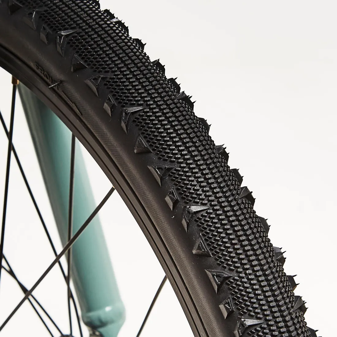 Trekking 20 x 1.75 Bike Tyre / 44-406 with Side Lugs