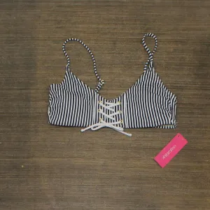Xhilaration Juniors' Lace-Up Front Bralette Bikini Top AFJ89T